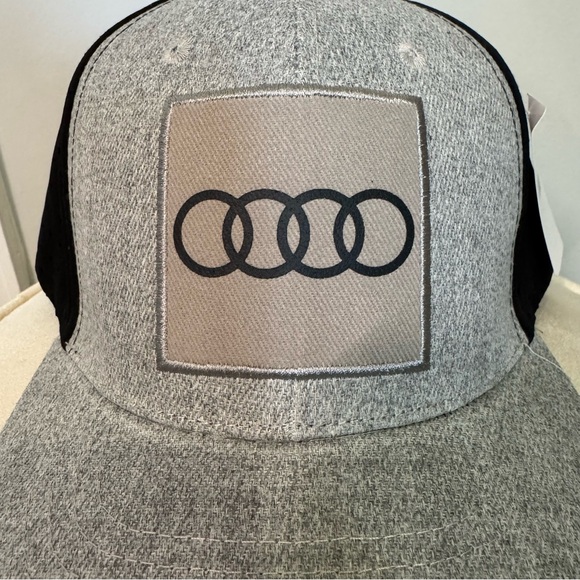 NWT Audi Gray & Black SnapBack Baseball Hat - Picture 2 of 7
